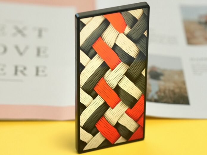 За первую секунду продаж конкурент Xiaomi 14 принес 14 млн долларов