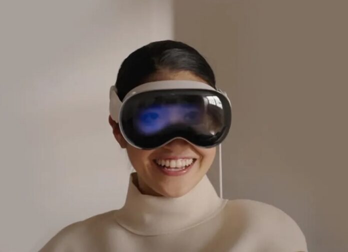 Apple разрабатывает новую модификацию Vision Pro. Чего ждать?