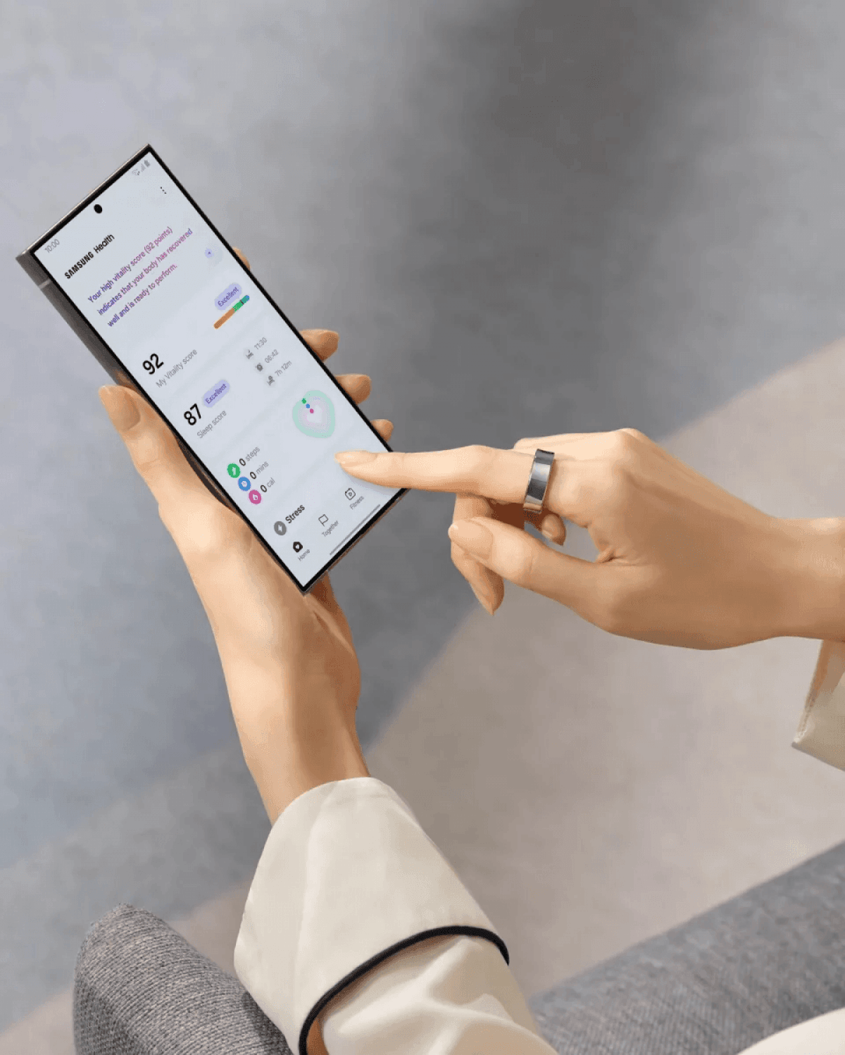Смарт-кільце Samsung Galaxy Ring: дебют на WMC 2024