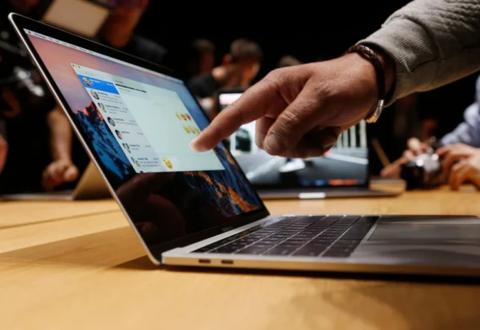 Apple готує перший MacBook із новим процесором