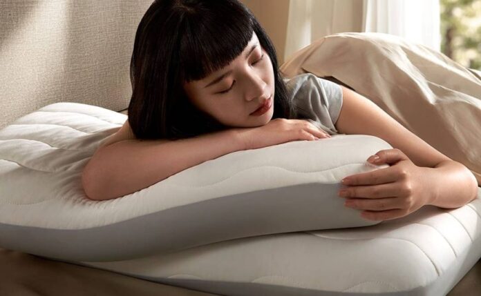 Xiaomi Mijia Memory Foam: новая подушка с двумя режимами использования для лучшего отдыха представлена официально